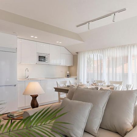Apartamentos Plaza Center ซวนเซส ภายนอก รูปภาพ